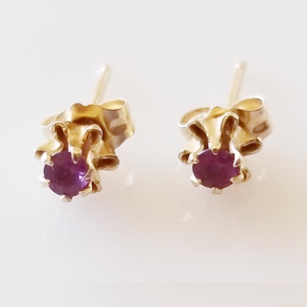 14k Gold Ruby Stud Earrings
